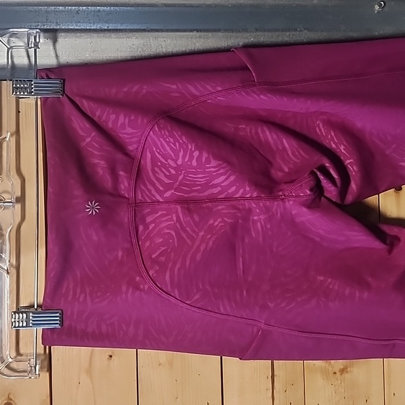 Athleta Stash Pocket Capri NEW Size XS - Picture 8 of 9